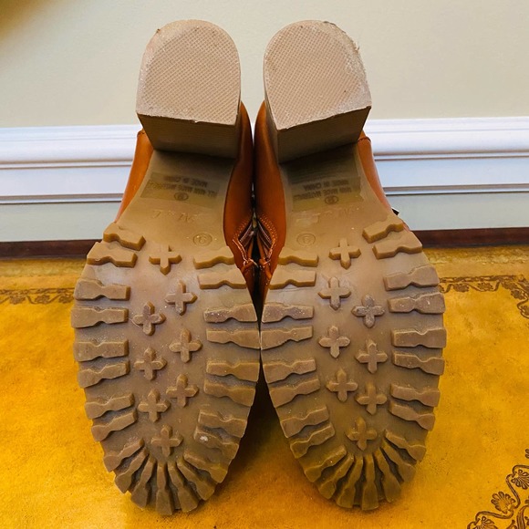 M&L Mango Rugged Biker Block Heel Zippered Lug Sole Ankle Bootie Boots Size 9 - Picture 9 of 11